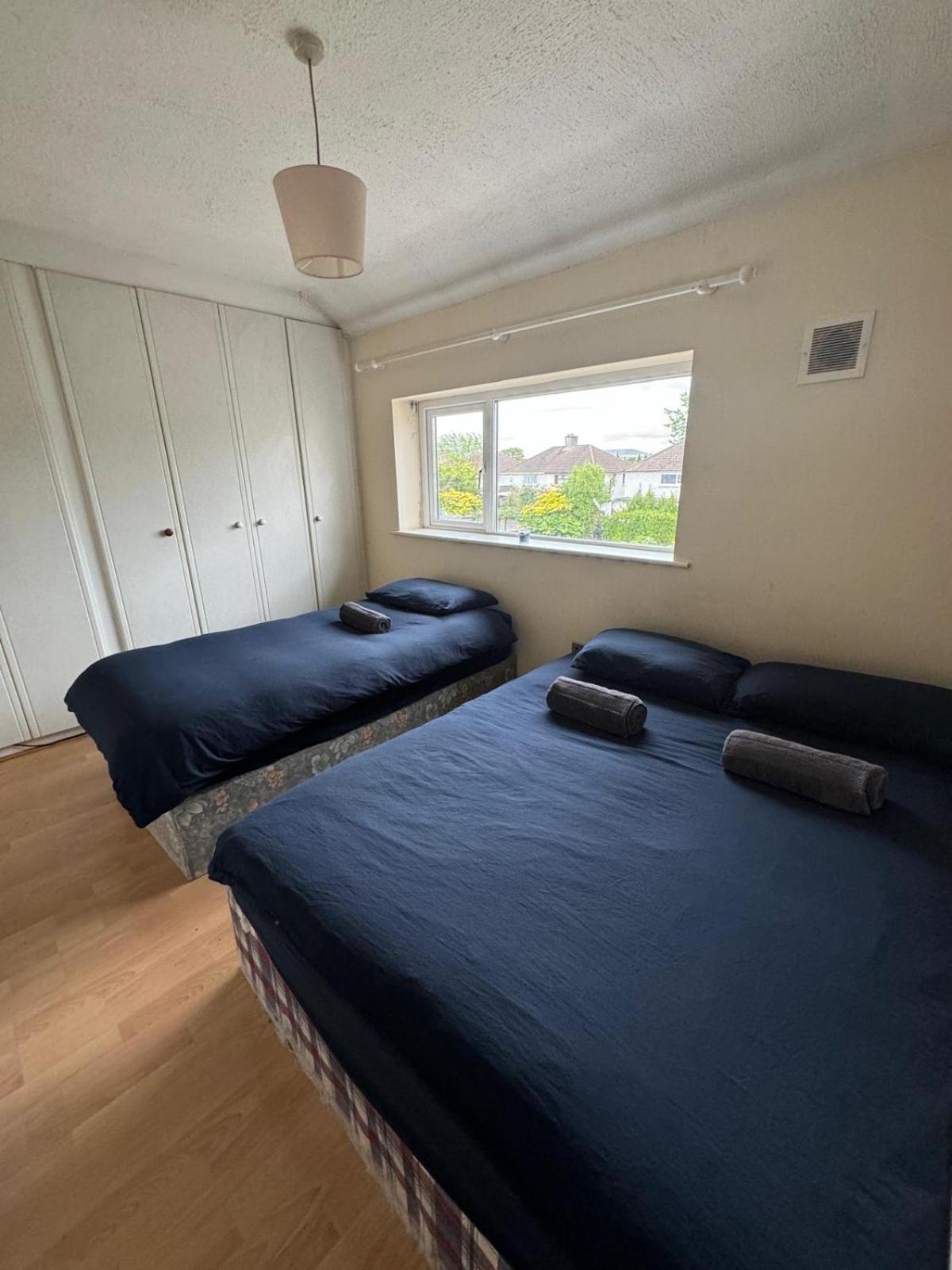 Nice Double Room Near Omni Shopping Dublin Exterior photo