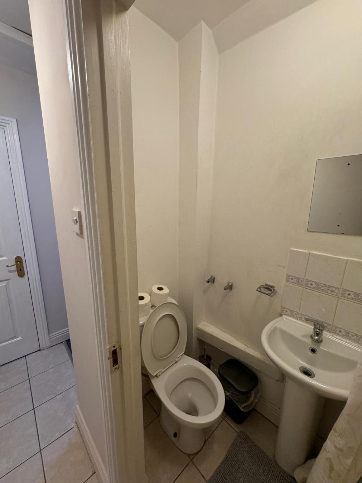 Nice Double Room Near Omni Shopping Dublin Exterior photo